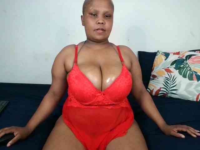 BIGTITTISXX BIGTITTISXX