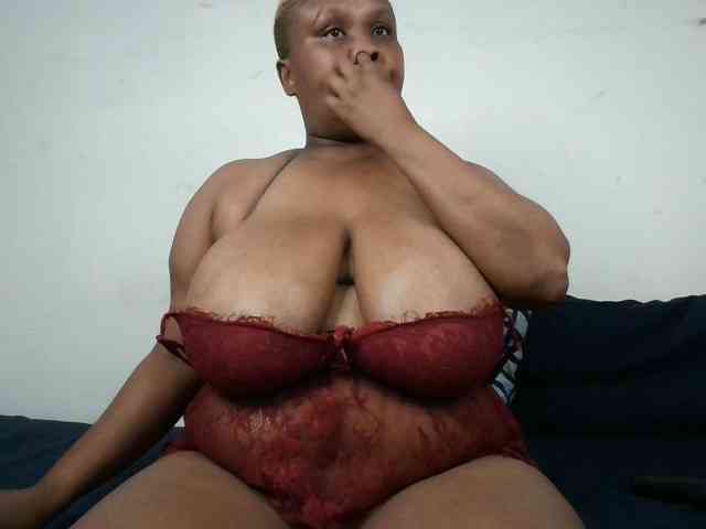 BIGTITTISXX BIGTITTISXX