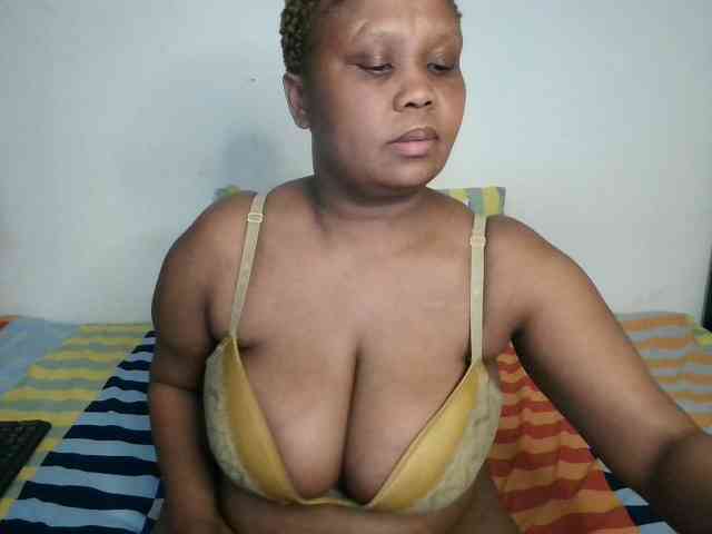 BIGTITTISXX