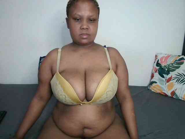 BIGTITTISXX
