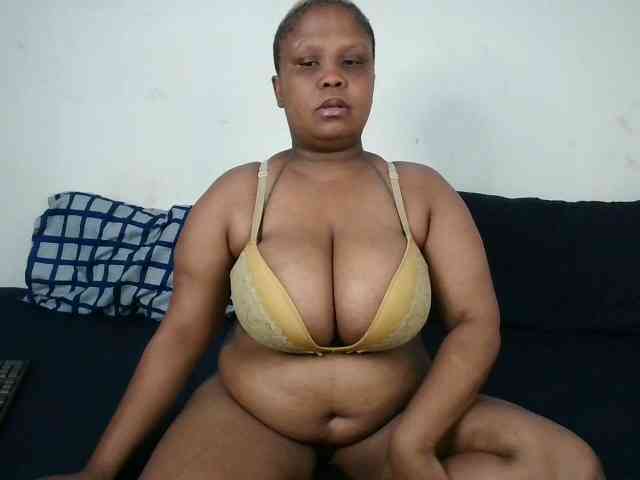 BIGTITTISXX Live Webcam on BongaCams