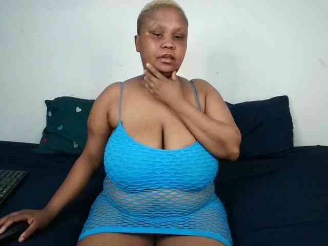 BIGTITTISXX BIGTITTISXX