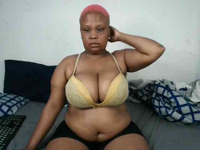 BIGTITTISXX BIGTITTISXX