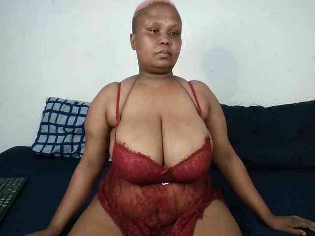 BIGTITTISXX BIGTITTISXX