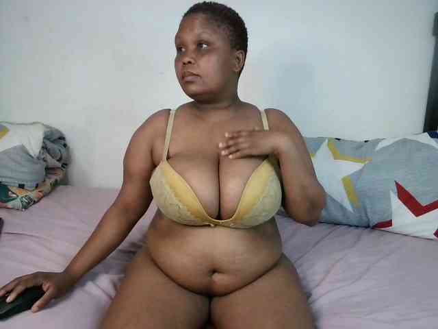 BIGTITTISXX Live Webcam on BongaCams