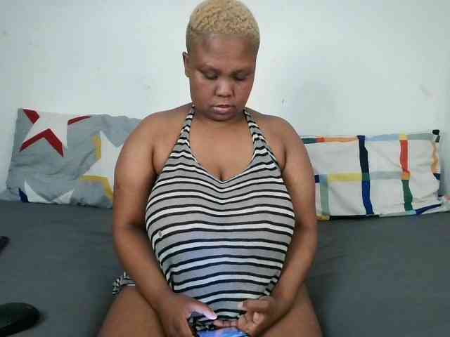 BIGTITTISXX BIGTITTISXX