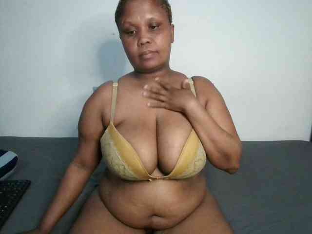 nude live porn BIGTITTISXX