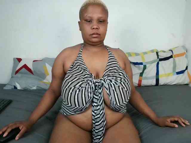 BIGTITTISXX BIGTITTISXX