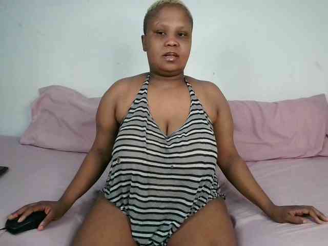 BIGTITTISXX BIGTITTISXX