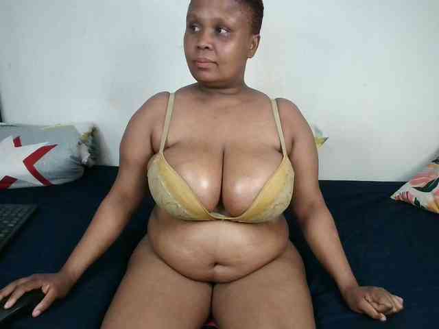 BIGTITTISXX BIGTITTISXX