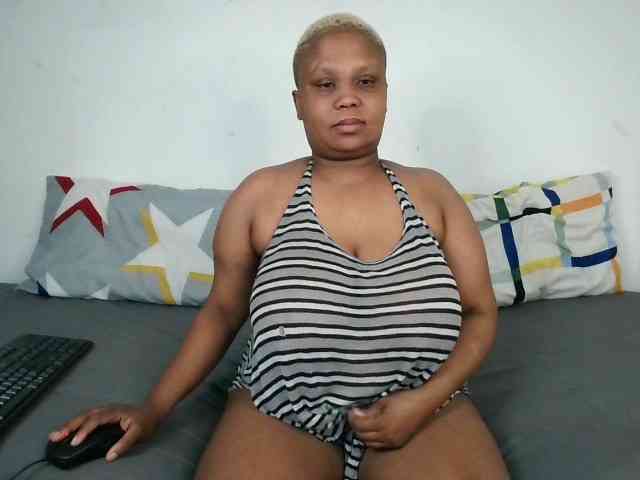 BIGTITTISXX BIGTITTISXX