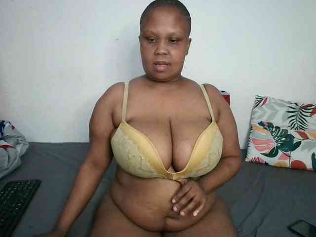 BIGTITTISXX