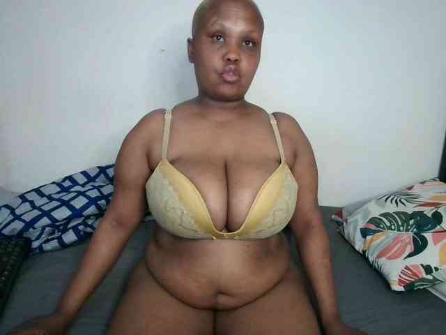 BIGTITTISXX