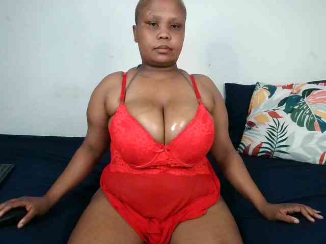 BIGTITTISXX BIGTITTISXX