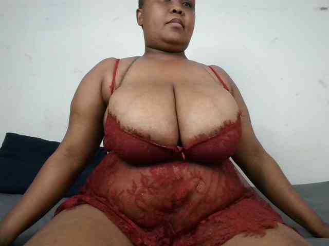 BIGTITTISXX BIGTITTISXX