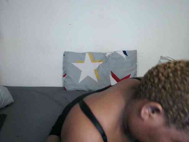 BIGTITTISXX webcam