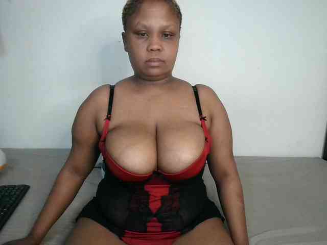 BIGTITTISXX
