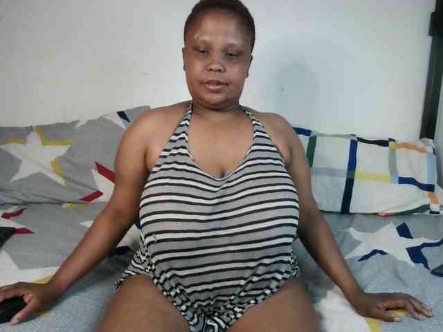 BIGTITTISXX BIGTITTISXX