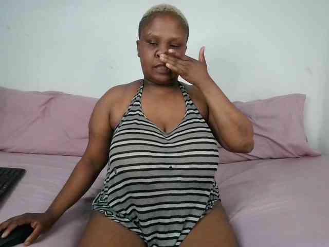 BIGTITTISXX BIGTITTISXX