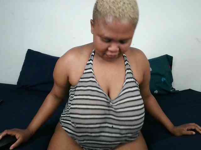 BIGTITTISXX BIGTITTISXX