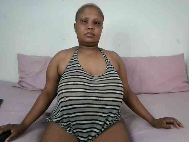 BIGTITTISXX BIGTITTISXX