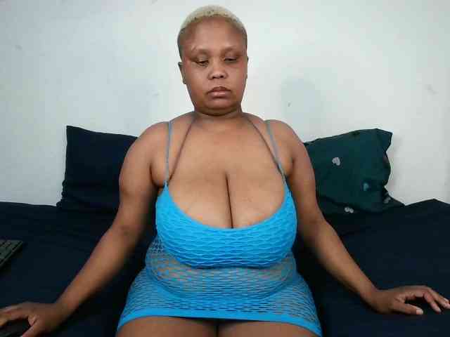 BIGTITTISXX BIGTITTISXX