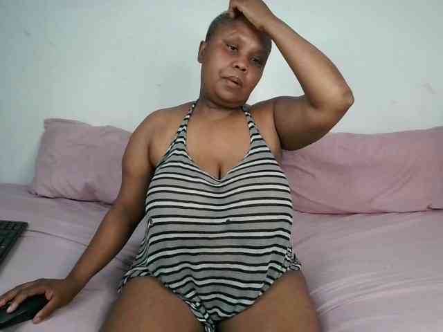 BIGTITTISXX BIGTITTISXX