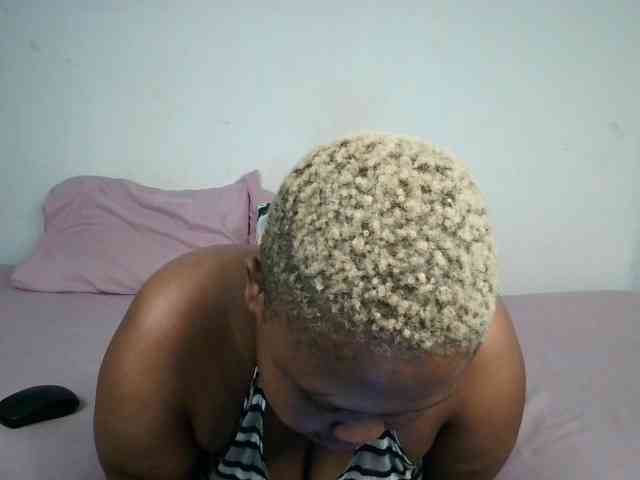 BIGTITTISXX BIGTITTISXX