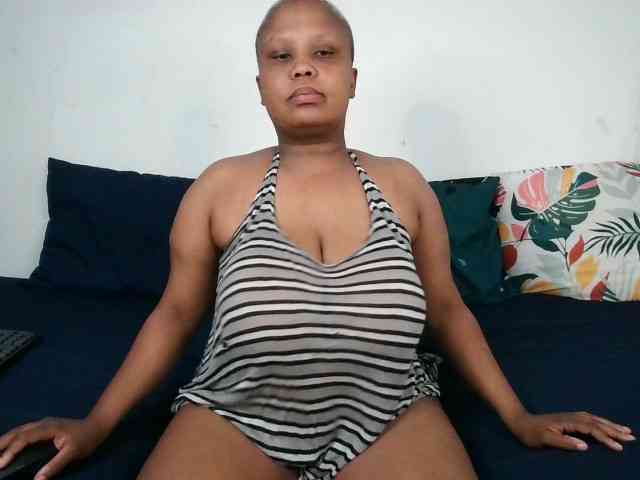 BIGTITTISXX BIGTITTISXX