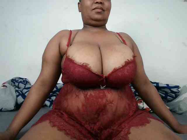 BIGTITTISXX BIGTITTISXX