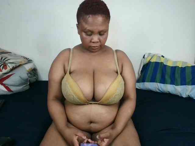 BIGTITTISXX BIGTITTISXX