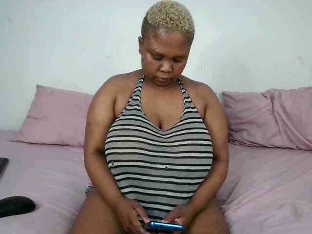 BIGTITTISXX BIGTITTISXX