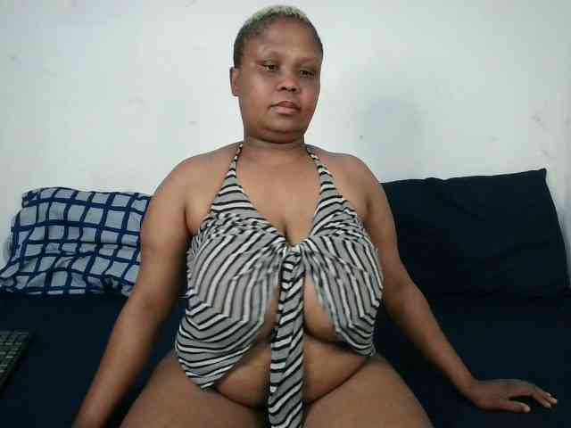 BIGTITTISXX BIGTITTISXX