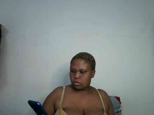 BIGTITTISXX webcam