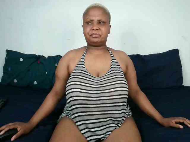 BIGTITTISXX BIGTITTISXX