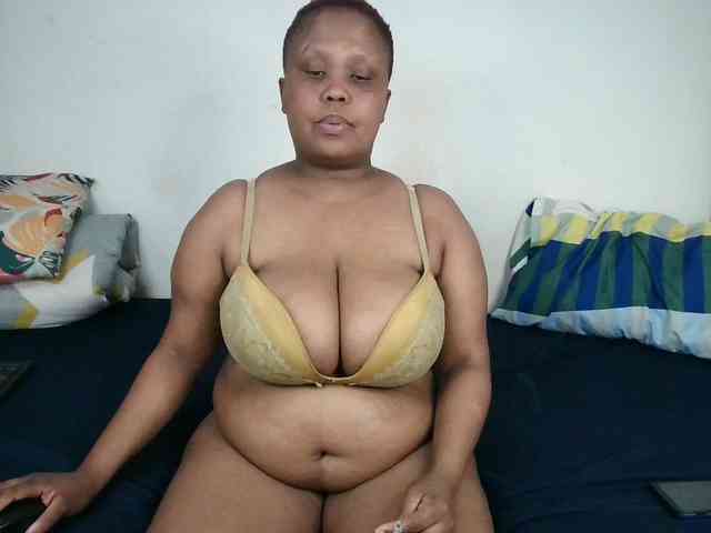 BIGTITTISXX BIGTITTISXX