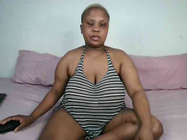 BIGTITTISXX BIGTITTISXX