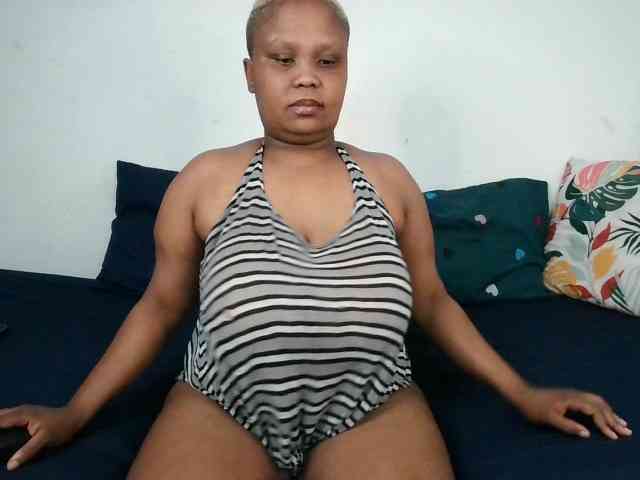 BIGTITTISXX BIGTITTISXX