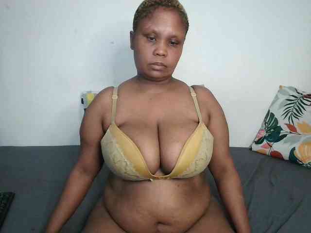 BIGTITTISXX
