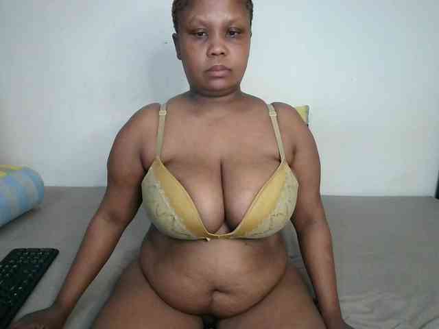 BIGTITTISXX webcam