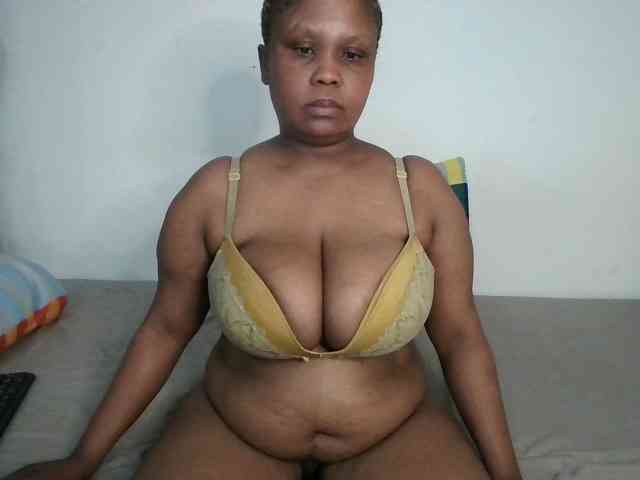 BIGTITTISXX webcam