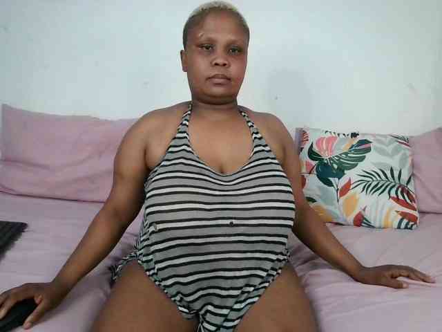 BIGTITTISXX BIGTITTISXX