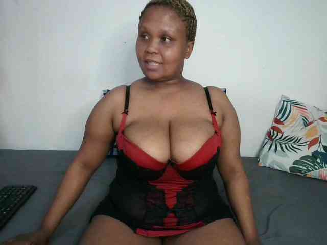 BIGTITTISXX