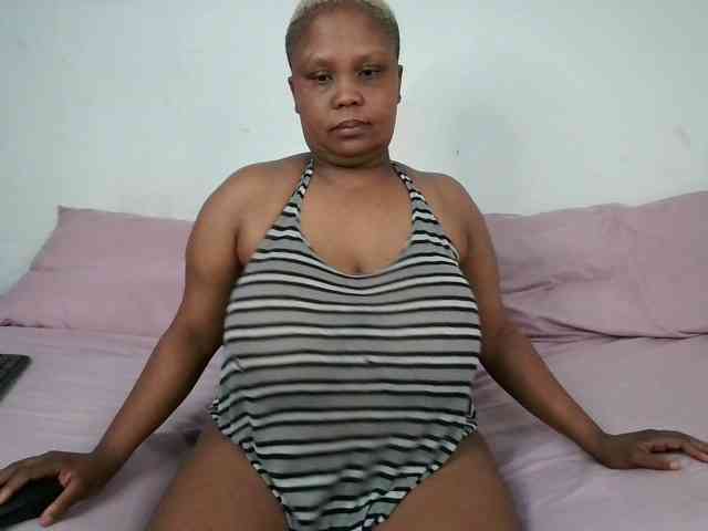 BIGTITTISXX BIGTITTISXX