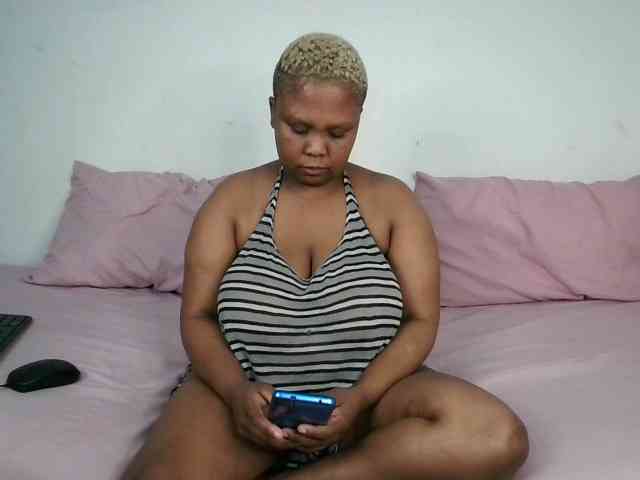 BIGTITTISXX BIGTITTISXX