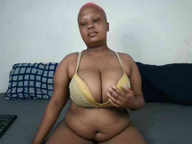 BIGTITTISXX BIGTITTISXX