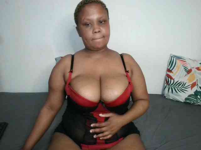 BIGTITTISXX