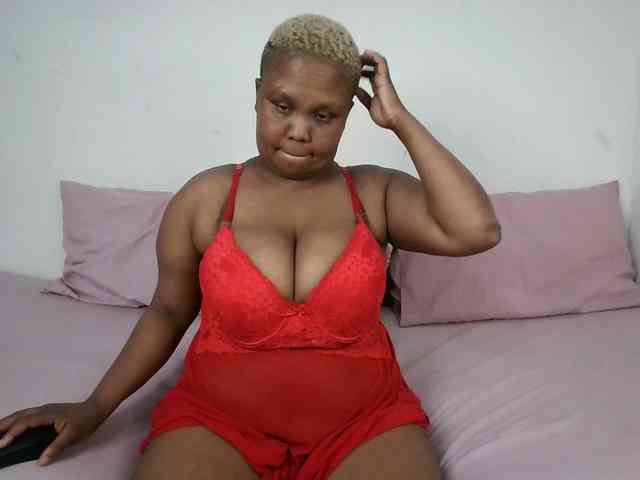 BIGTITTISXX BIGTITTISXX