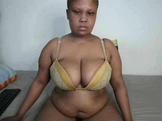BIGTITTISXX webcam