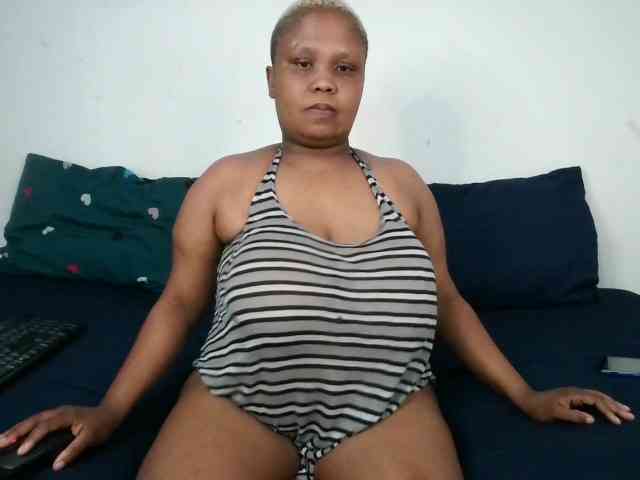 BIGTITTISXX BIGTITTISXX